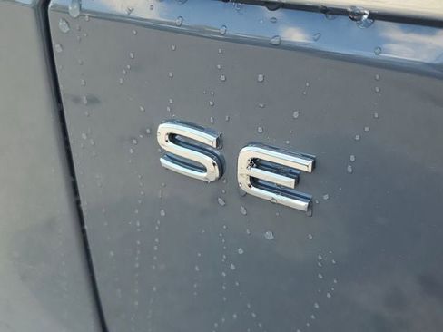 New 2026 Volkswagen Atlas SE image 6