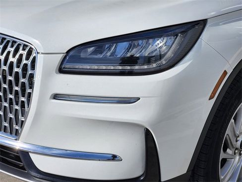 Used 2023 Lincoln Corsair FWD image 11