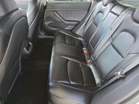 Used 2023 Tesla Model 3 Standard Range image 34