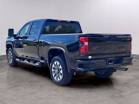 Used 2024 Chevrolet Silverado 2500 Custom w/ Custom Value Package AWD/4WD image 29