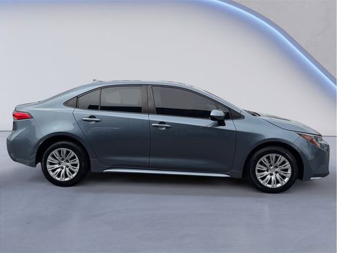 Used 2022 Toyota Corolla LE w/ Carpet Mat Package (TMS) FWD image 7