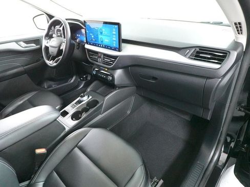 Certified 2025 Ford Escape Platinum AWD/4WD image 35