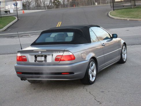 Used 2004 BMW 325Ci Convertible image 13