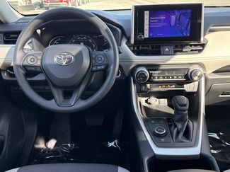 Used 2023 Toyota RAV4 XLE video 2