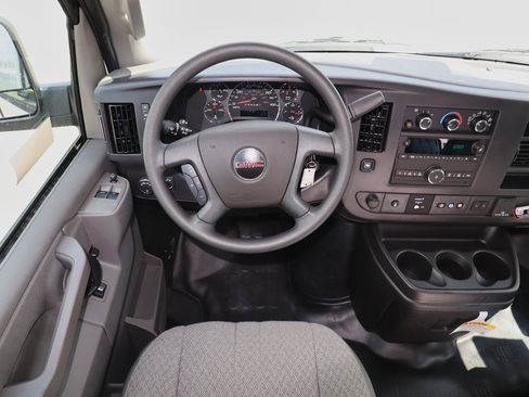 New 2025 GMC Savana 2500 Extended w/ Driver Convenience Package image 15