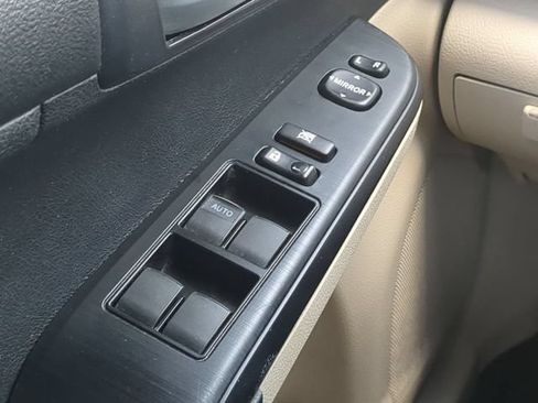 Used 2012 Toyota Camry LE FWD image 22