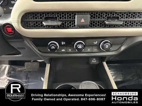 Used 2023 Honda HR-V LX image 10