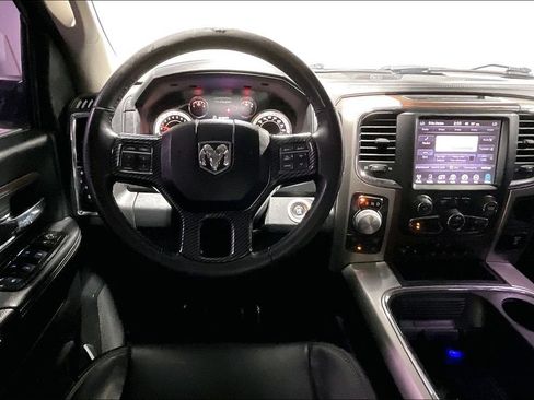 Used 2016 RAM 1500 Laramie w/ Convenience Group AWD/4WD image 6