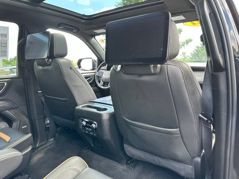 Used 2021 GMC Yukon XL AT4 w/ AT4 Premium Plus Package AWD/4WD image 33