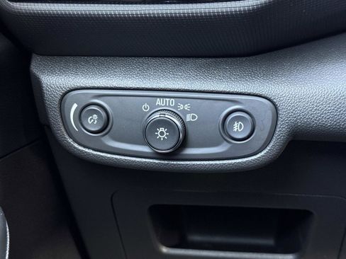 Used 2023 Chevrolet TrailBlazer LT w/ Convenience Package image 12