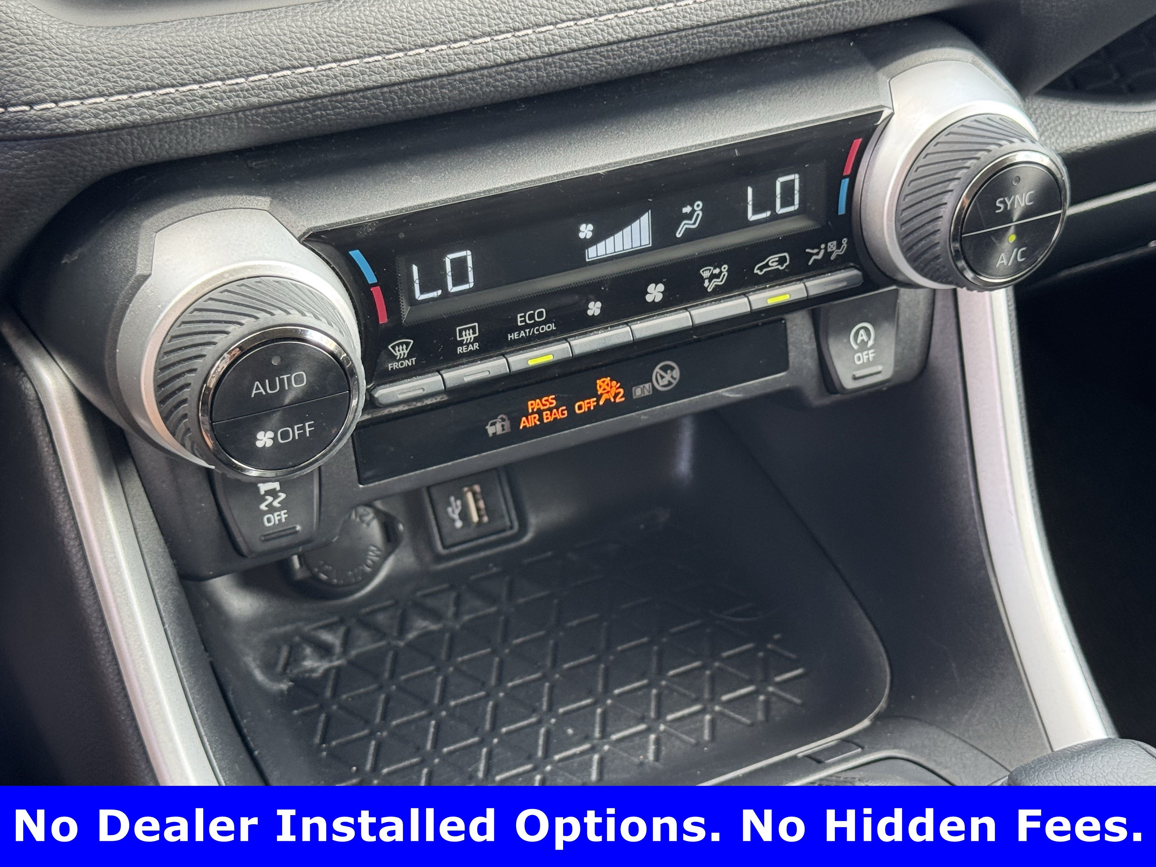 Used 2025 Toyota RAV4 XLE FWD image 17