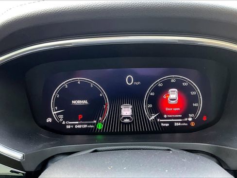 Used 2022 Acura MDX FWD image 25