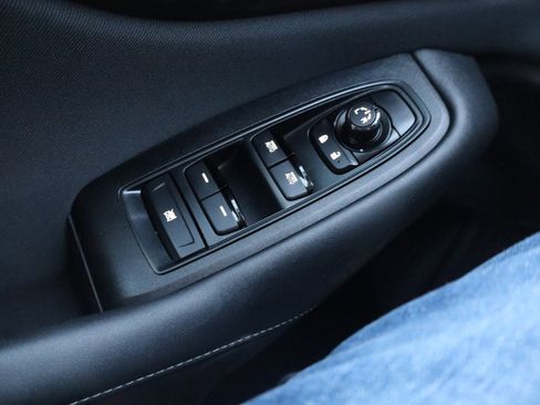 Used 2022 Subaru Legacy AWD image 16