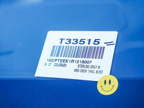 Used 2024 Chevrolet Colorado Trail Boss w/ Technology Package image 30