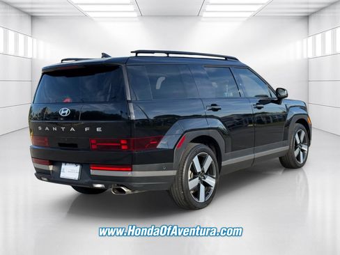 Used 2024 Hyundai Santa Fe Limited FWD image 5