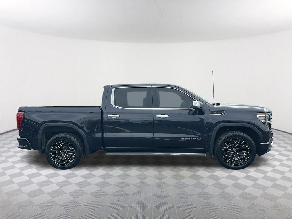 Used 2022 GMC Sierra 1500 Denali Ultimate AWD/4WD image 6
