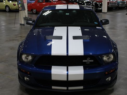 Used 2007 Ford Mustang Shelby GT500 RWD image 36