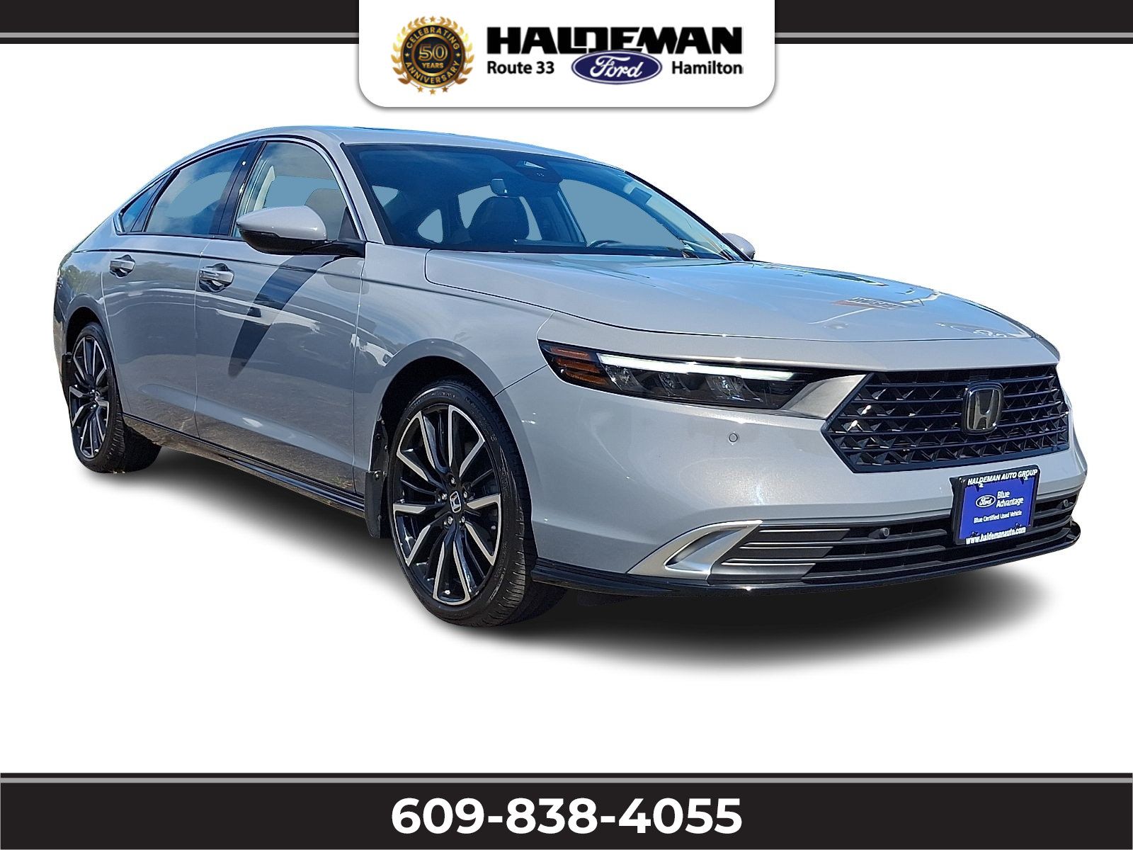 Used 2023 Honda Accord Touring image 1