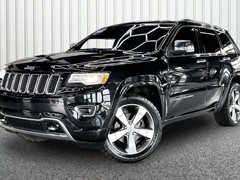 Used 2016 Jeep Grand Cherokee Overland AWD/4WD image 3