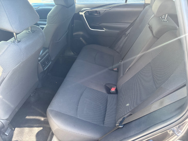 Certified 2025 Toyota RAV4 LE FWD image 19