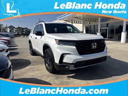 New 2025 Honda Pilot TrailSport