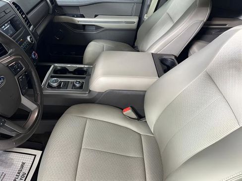 Used 2018 Ford Expedition Max XLT image 26