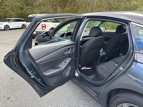 Certified 2023 Honda Accord EX image 31