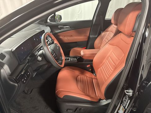 New 2026 Kia Sportage SX image 13