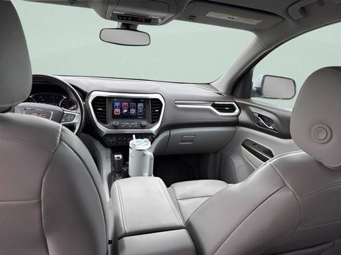 Used 2017 GMC Acadia SLT AWD/4WD image 8