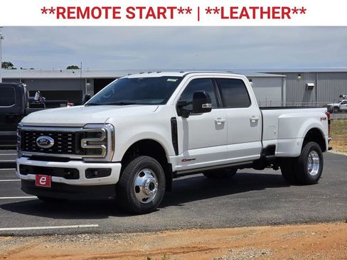 New 2026 Ford F350 Platinum AWD/4WD image 3