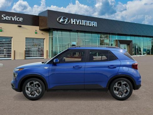 New 2026 Hyundai Venue SEL FWD image 3