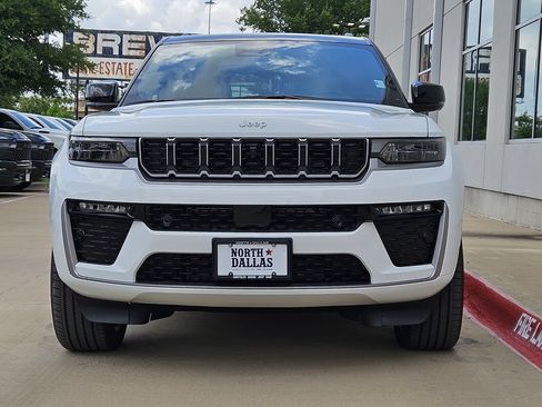 New 2026 Jeep Grand Cherokee L Summit AWD/4WD image 5