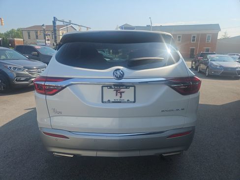 Used 2019 Buick Enclave Avenir w/ Avenir Technology Package FWD image 5
