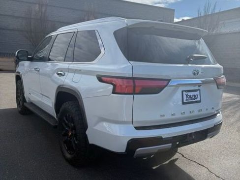 Used 2025 Toyota Sequoia Limited image 8