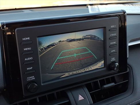 Used 2019 Toyota RAV4 XLE image 30