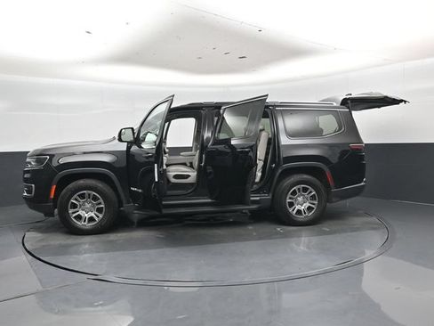 Used 2022 Jeep Wagoneer Series I AWD/4WD image 51