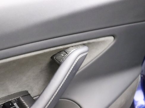 Used 2018 Tesla Model 3 Long Range image 50