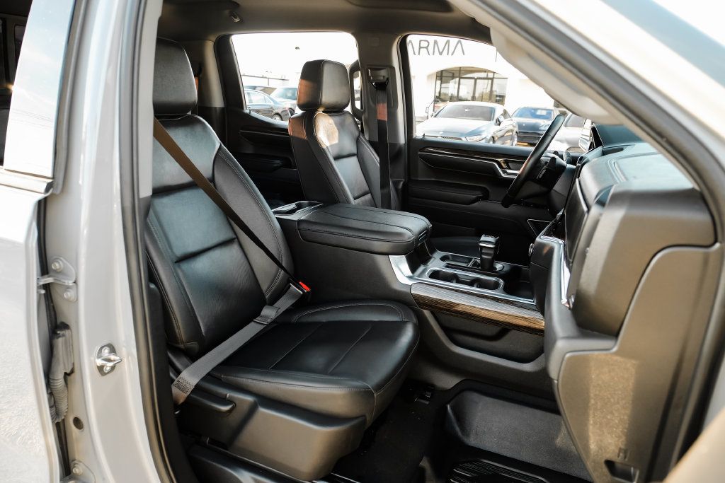 Used 2024 GMC Sierra 1500 Elevation w/ Elevation Premium Package AWD/4WD image 31