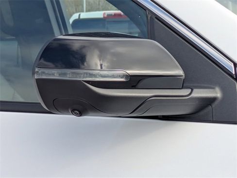 Certified 2024 GMC Acadia Elevation w/ Luxury Package image 11