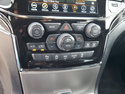 Used 2021 Jeep Grand Cherokee Trailhawk image 27