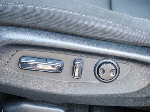 Used 2023 Honda CR-V EX image 23