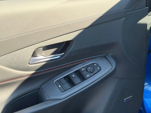 New 2026 Nissan Sentra SR w/ SR Premium Package FWD image 11