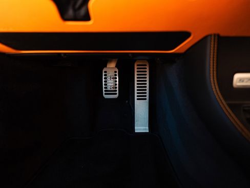 Used 2017 McLaren 570S image 17