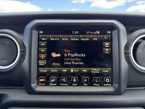 Used 2023 Jeep Wrangler Unlimited Sahara w/ Cold Weather Group image 24