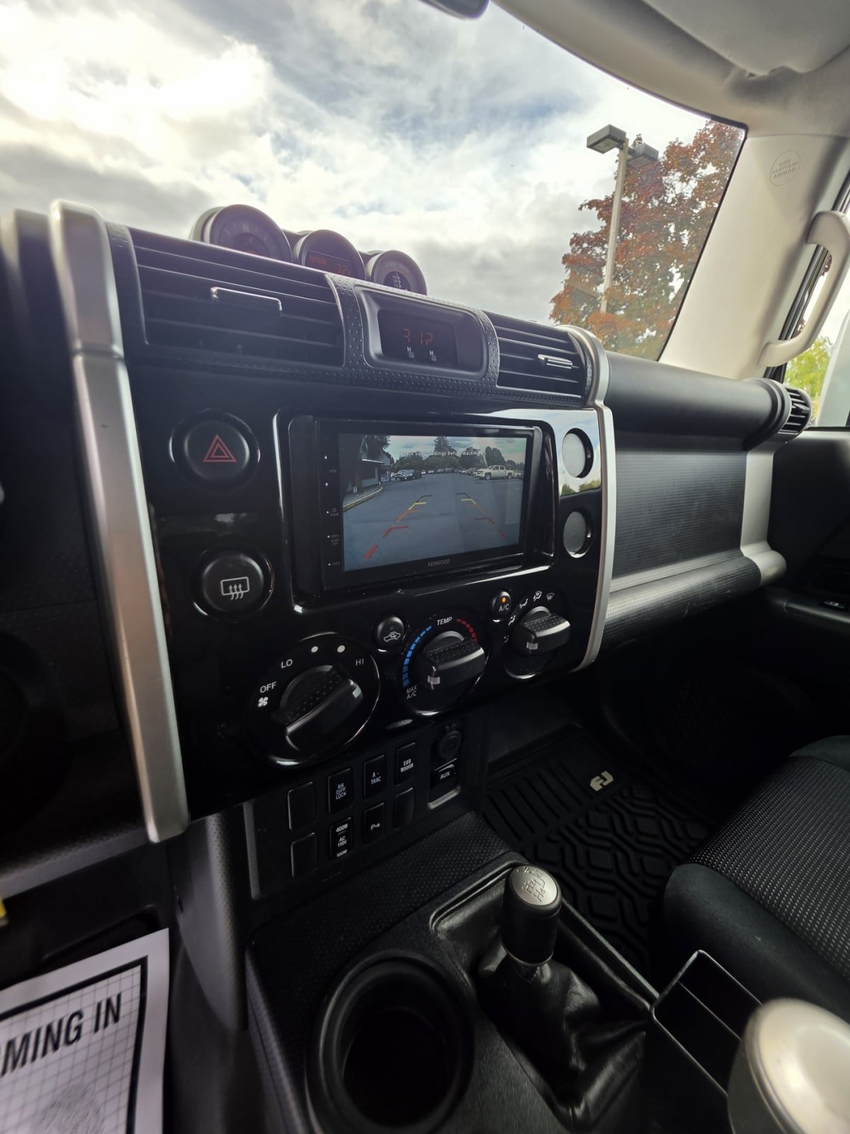 Used 2008 Toyota FJ Cruiser 4WD image 10