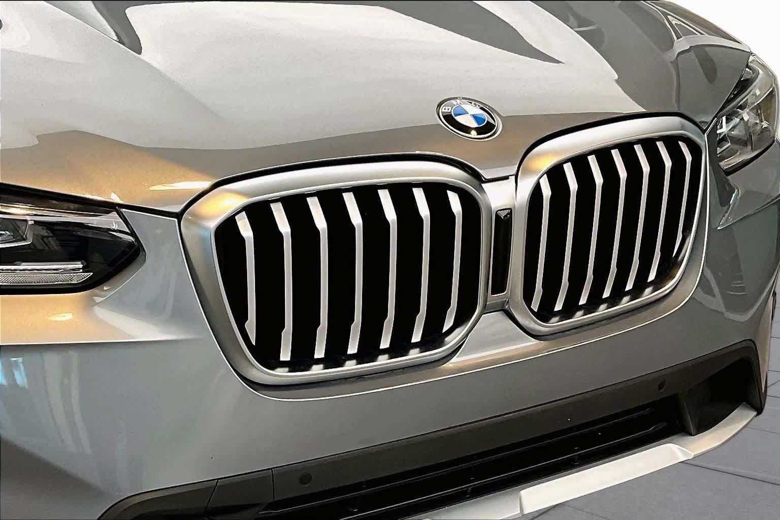 Used 2024 BMW X3 sDrive30i w/ Convenience Package RWD image 32