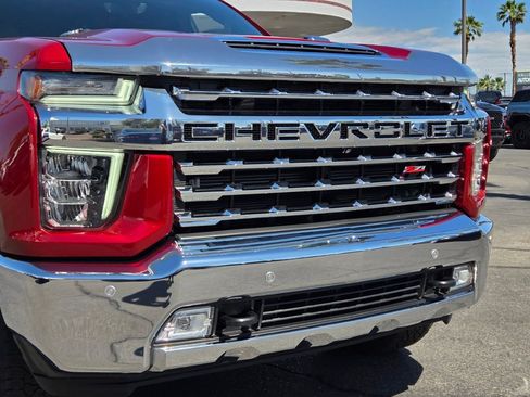 Used 2022 Chevrolet Silverado 2500 LTZ w/ LTZ Plus Package AWD/4WD image 9