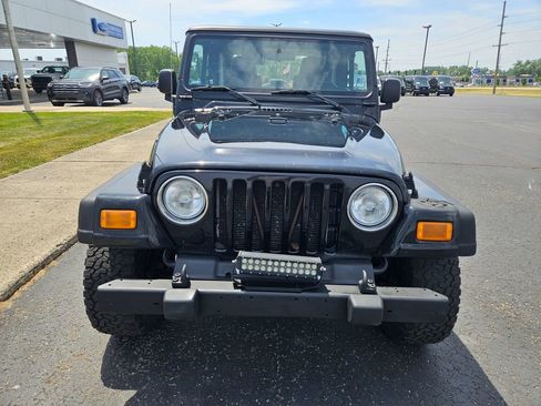 Used 2004 Jeep Wrangler X w/ Wheel Plus Group AWD/4WD image 3