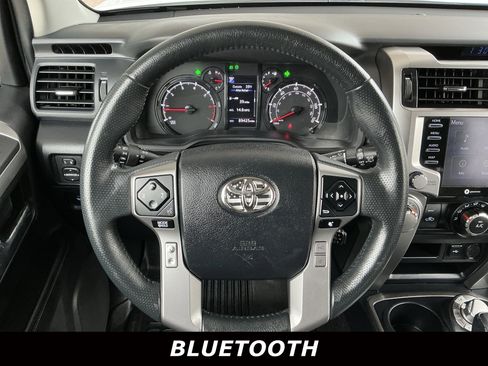 Used 2020 Toyota 4Runner SR5 image 5