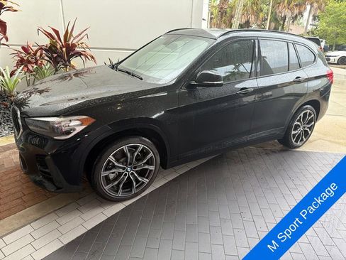 Used 2021 BMW X1 sDrive28i w/ M Sport Package FWD image 2